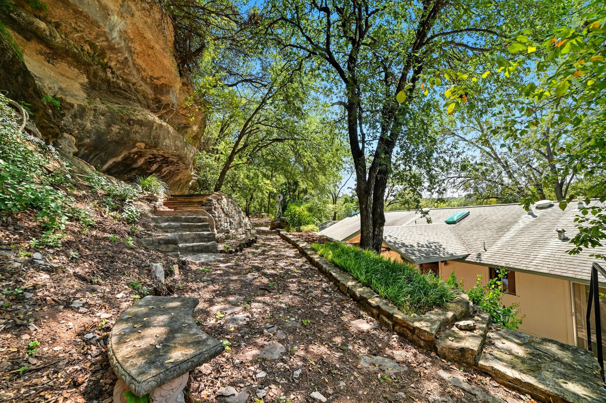 6321 Lakewood Dr, Austin, TX 78731