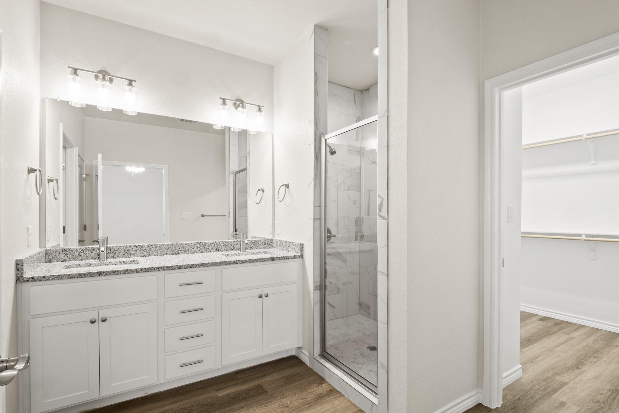 506 Whirlaway Dr # B, Jarrell, TX 76537