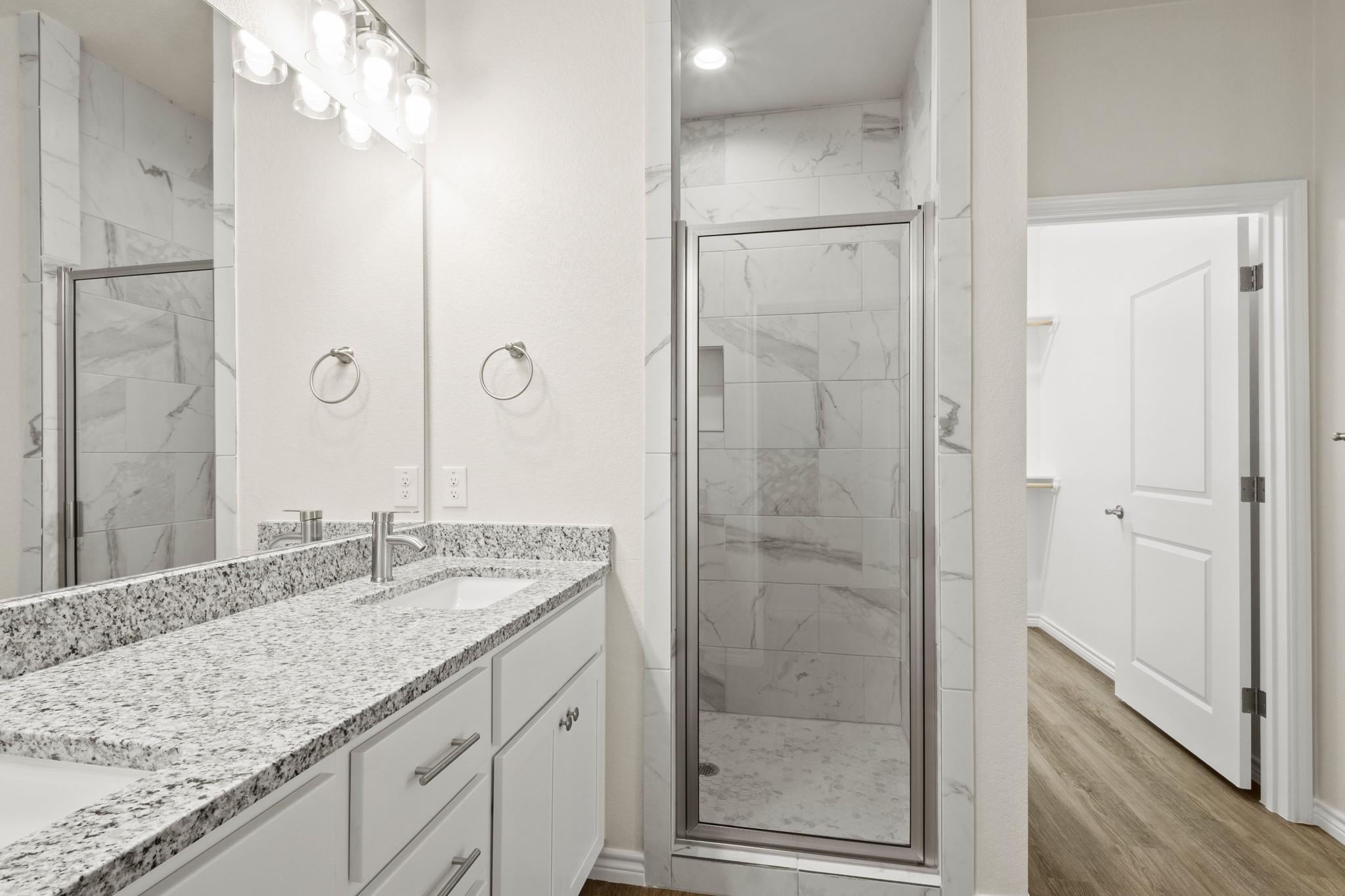 506 Whirlaway Dr # B, Jarrell, TX 76537