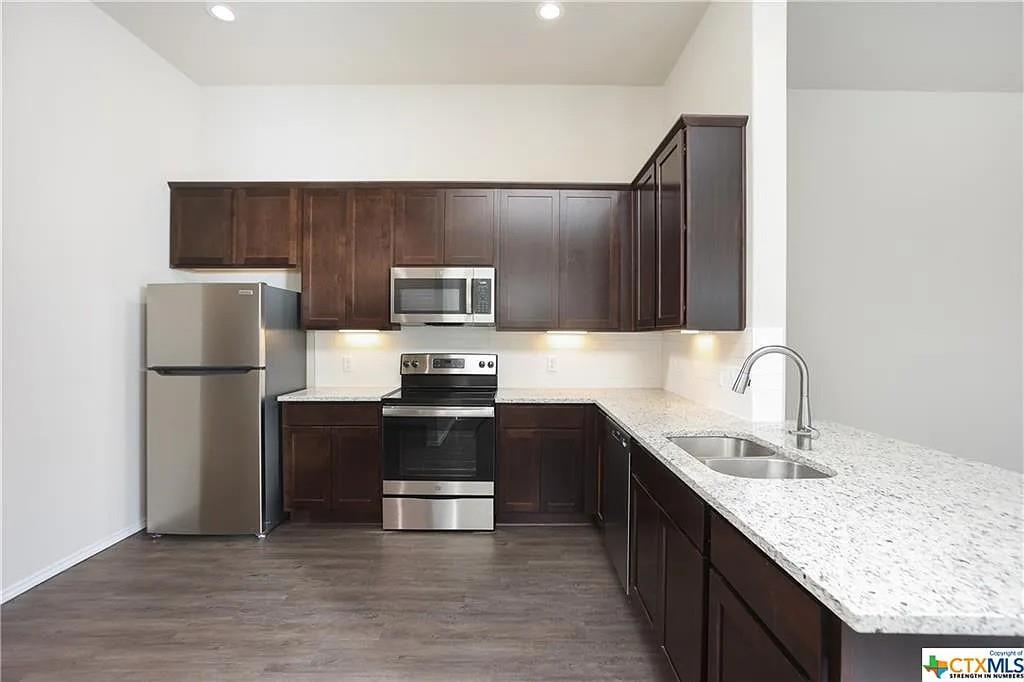 3430 Scott Cir, Seguin, TX 78155