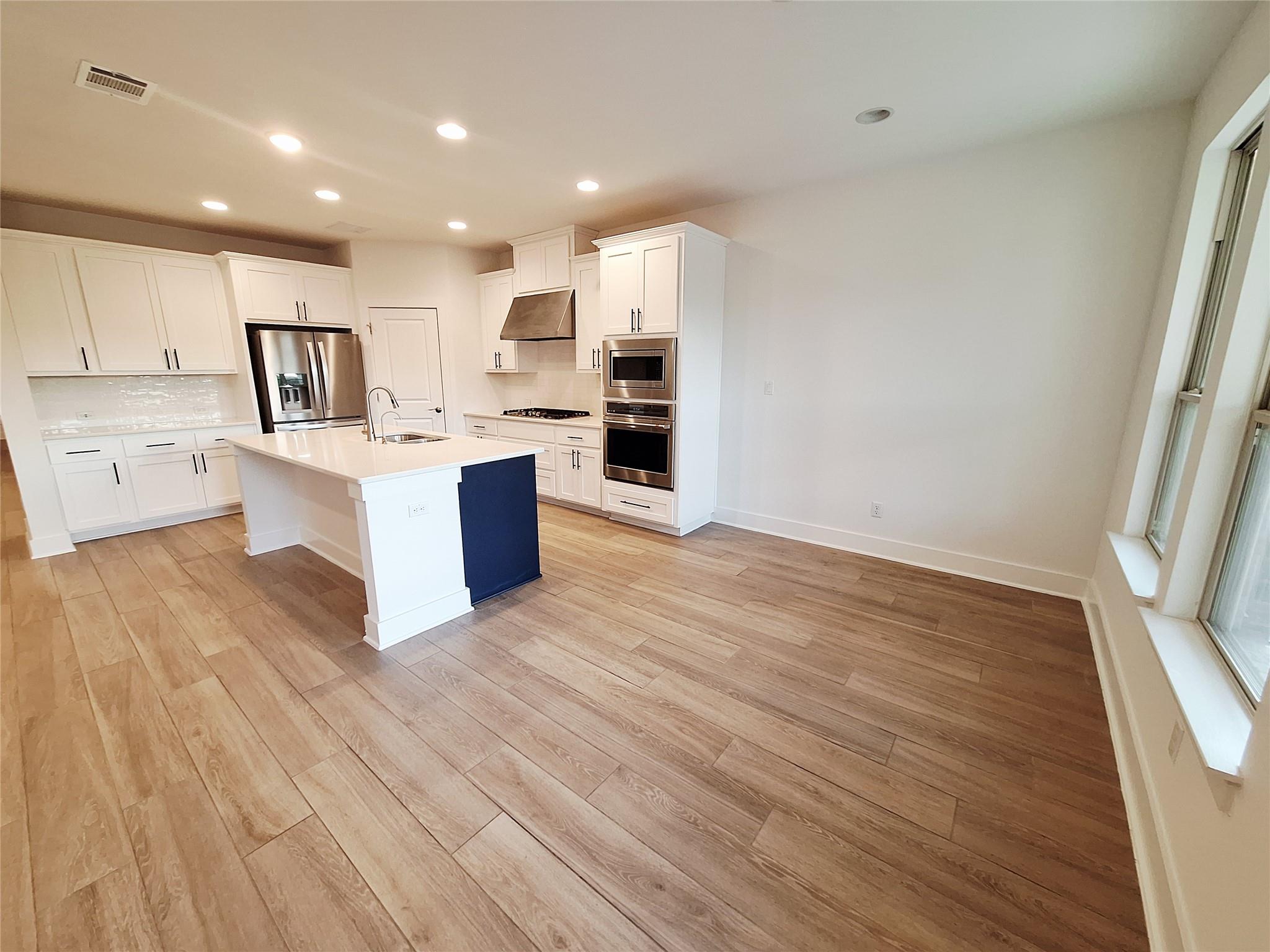 1221 Brasano Pl, Leander, TX 78641