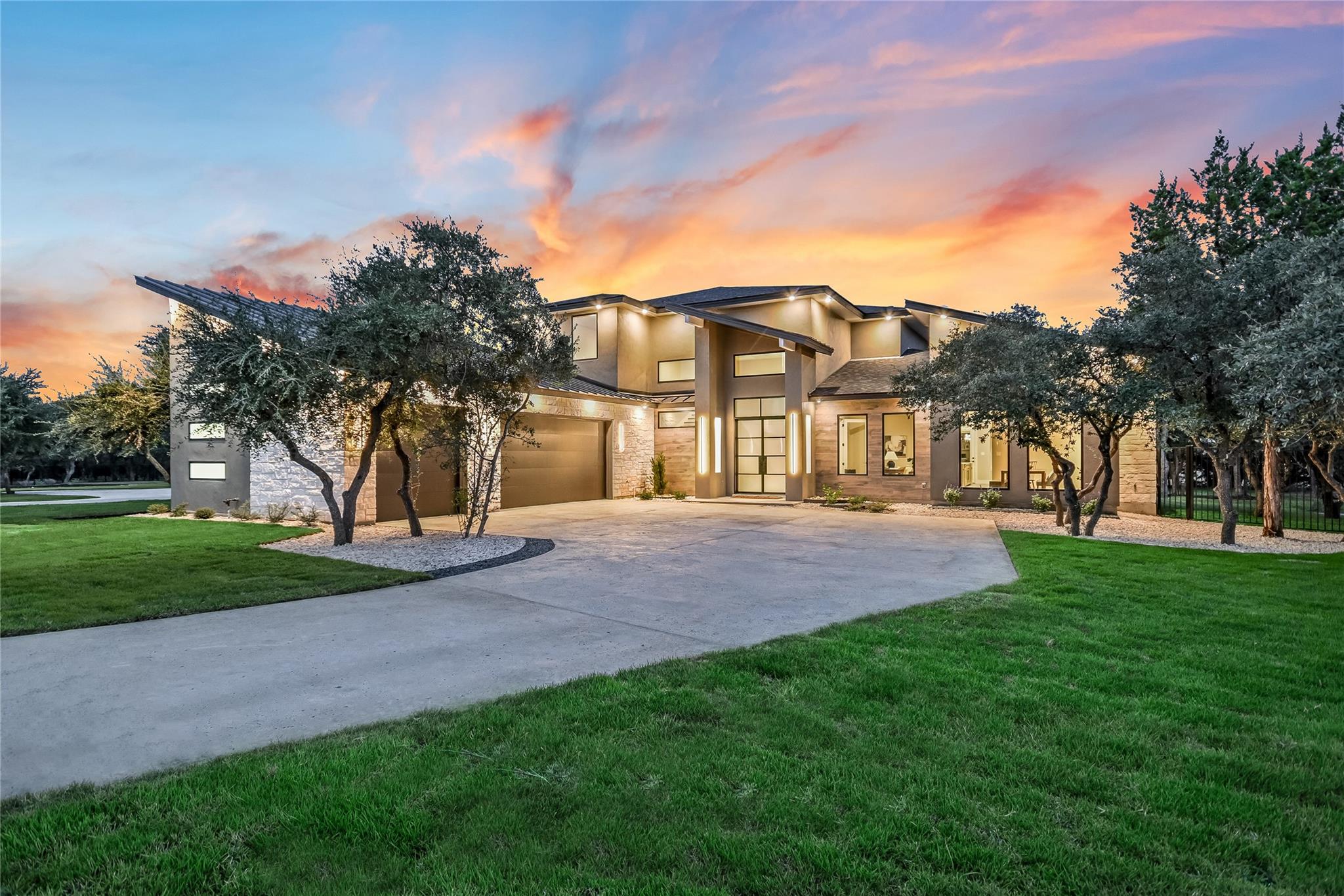 305 Shady Tree Dr, Georgetown, TX 78633