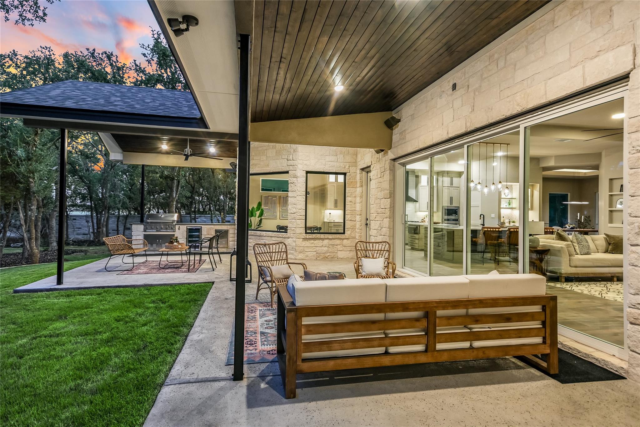 305 Shady Tree Dr, Georgetown, TX 78633