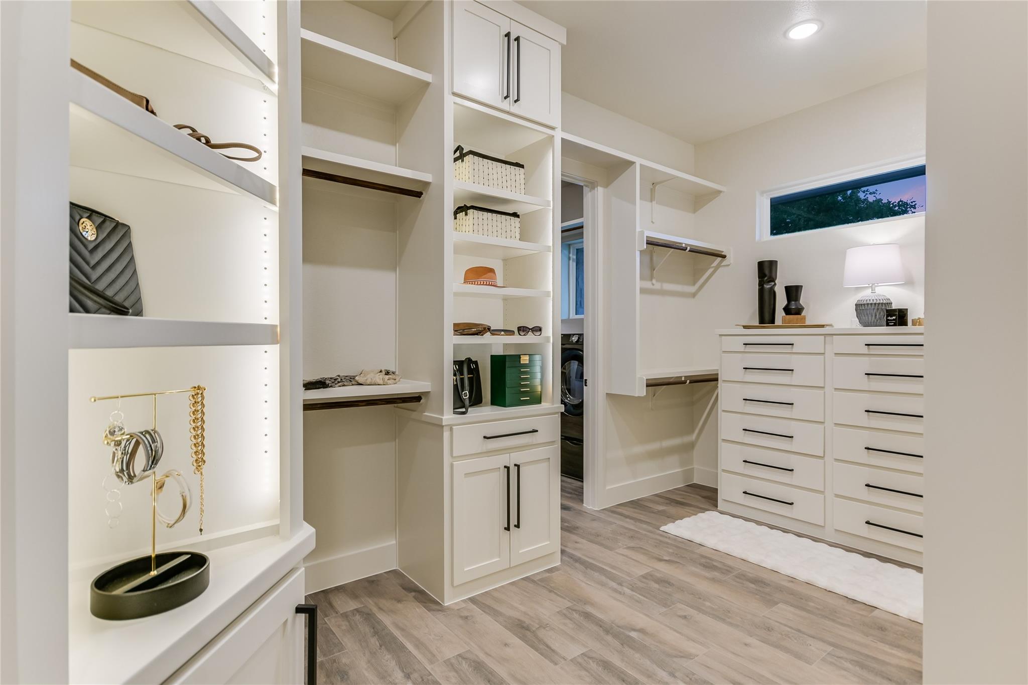 305 Shady Tree Dr, Georgetown, TX 78633