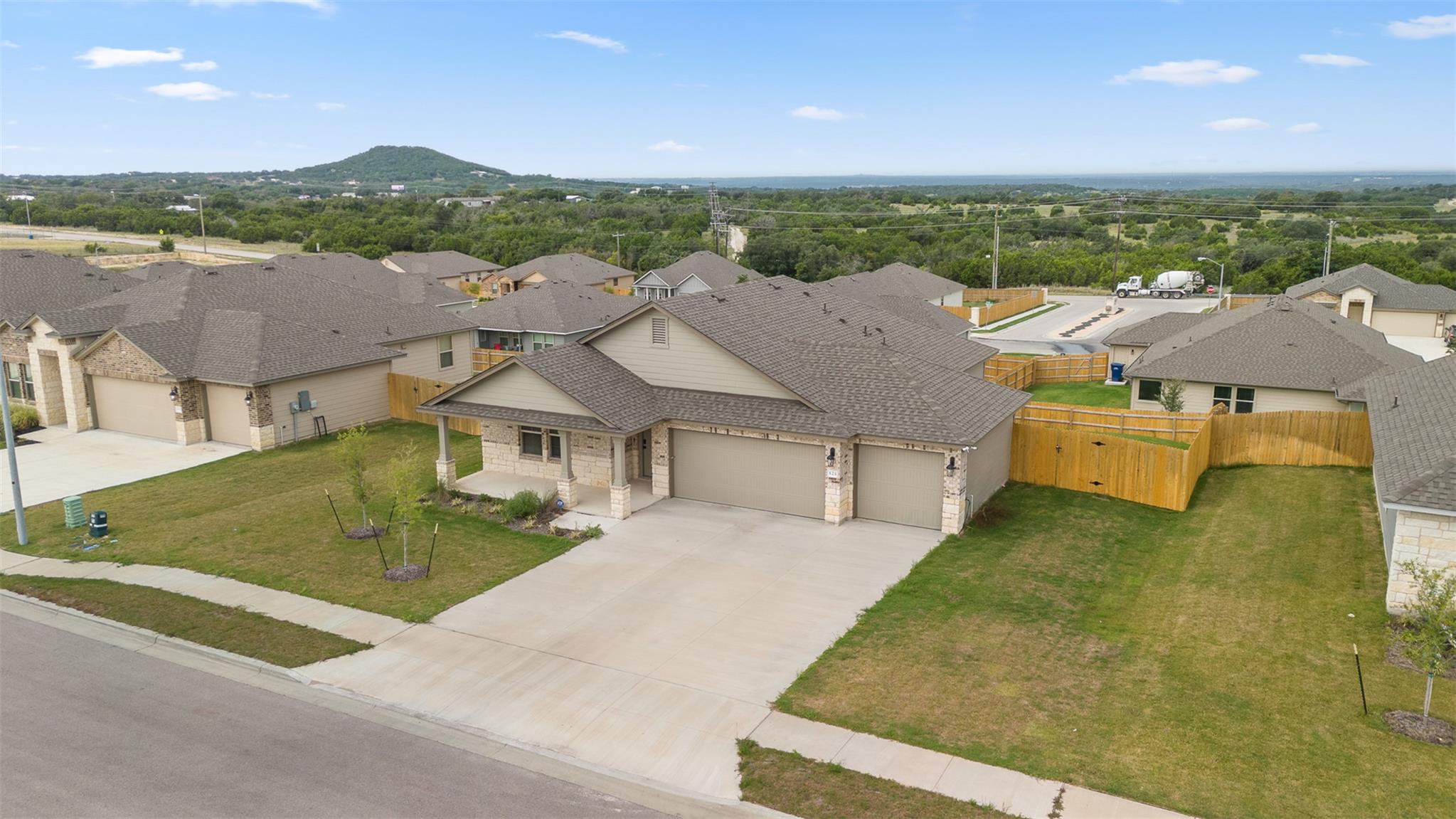 121 Ayla Marie Dr, Copperas Cove, TX 76522