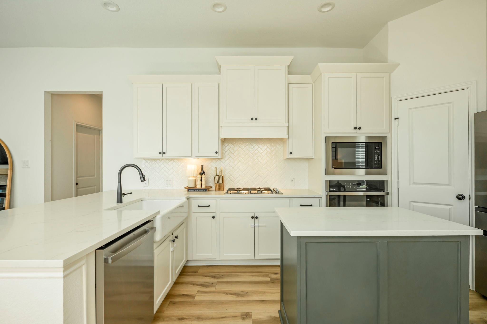 337 Langhorne Bnd, Liberty Hill, TX 78642