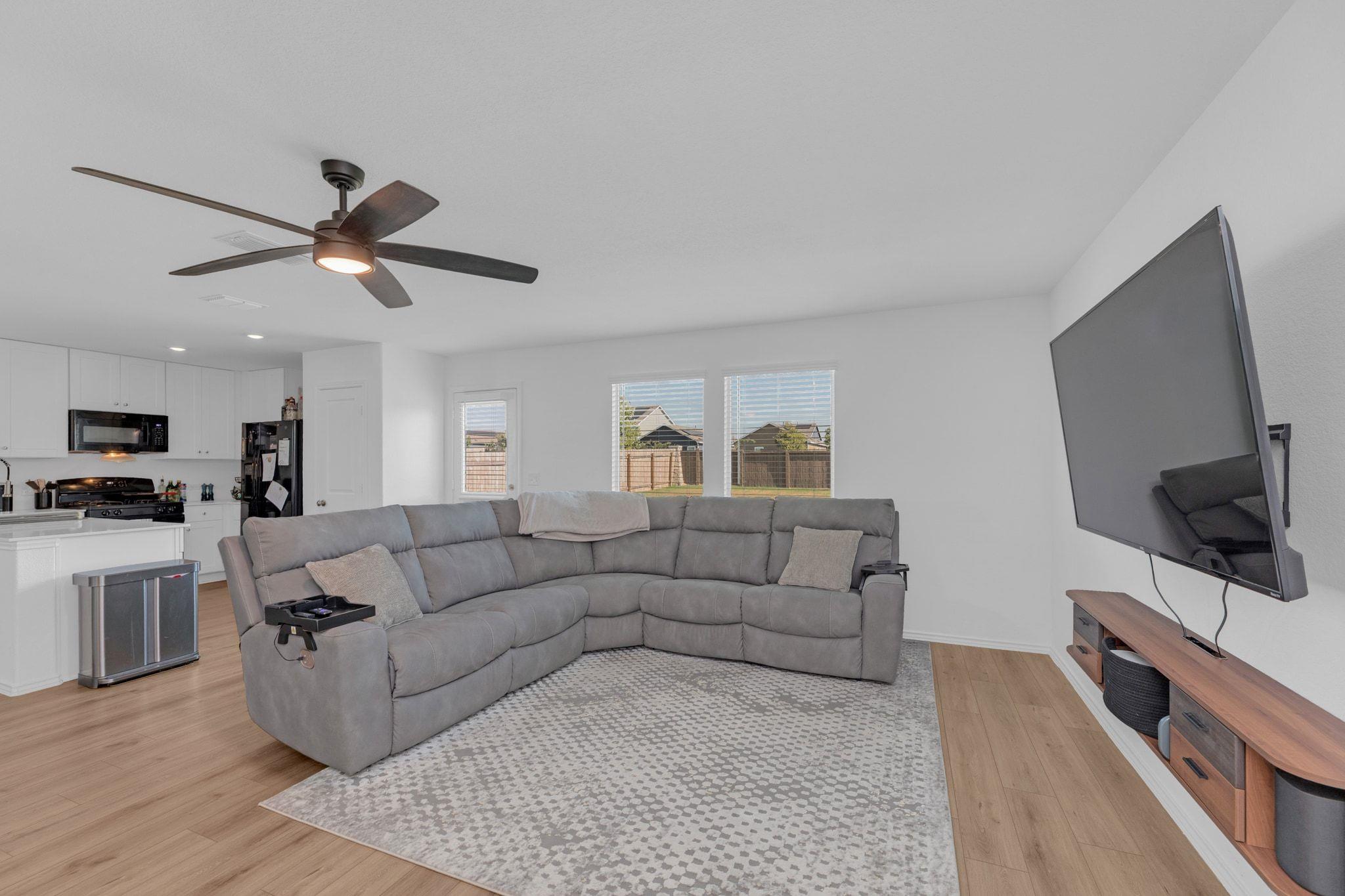 2324 Willkomen Way, Pflugerville, TX 78660