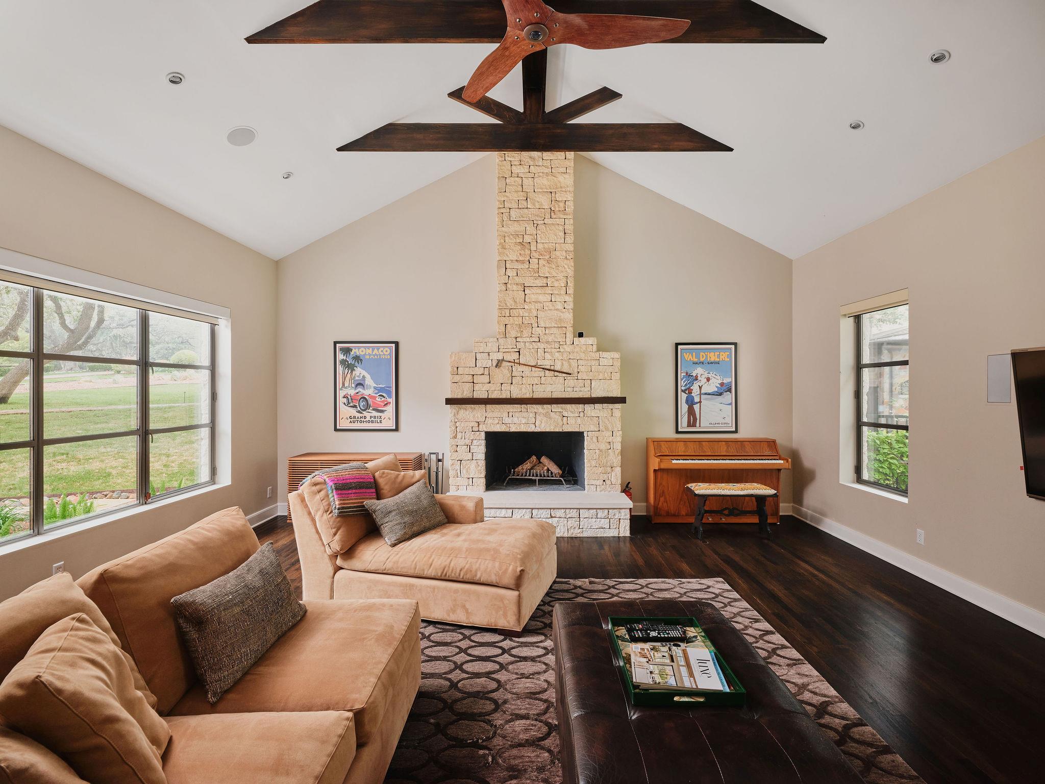 5301 Maryanna Dr, Austin, TX 78746