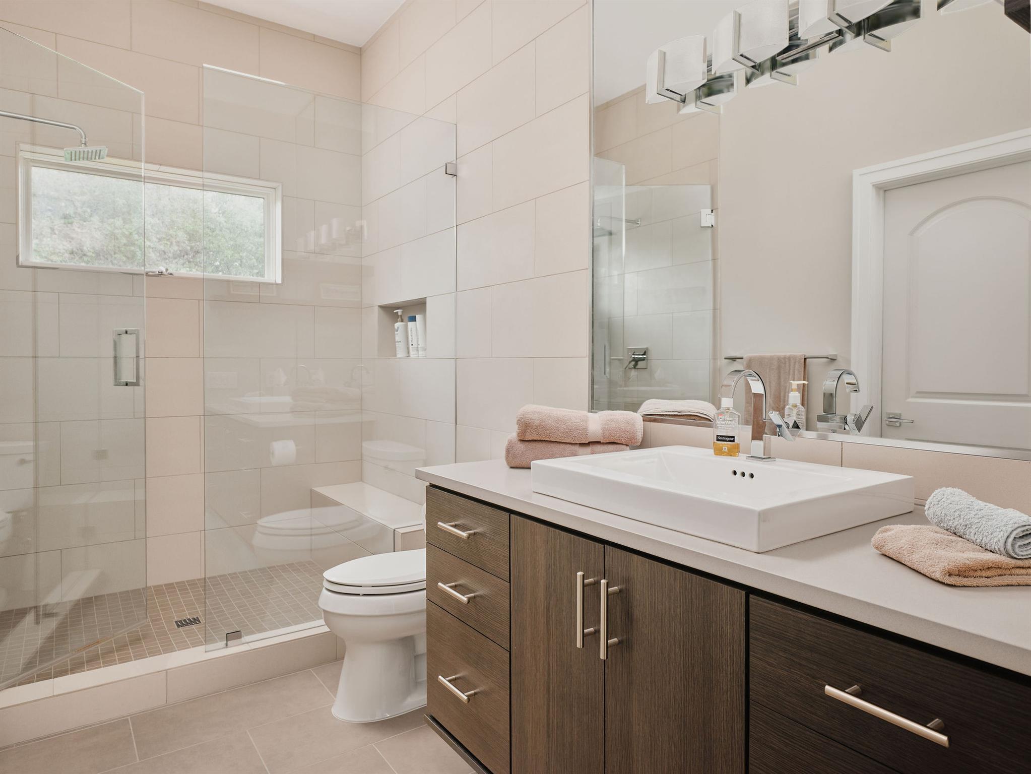 5301 Maryanna Dr, Austin, TX 78746