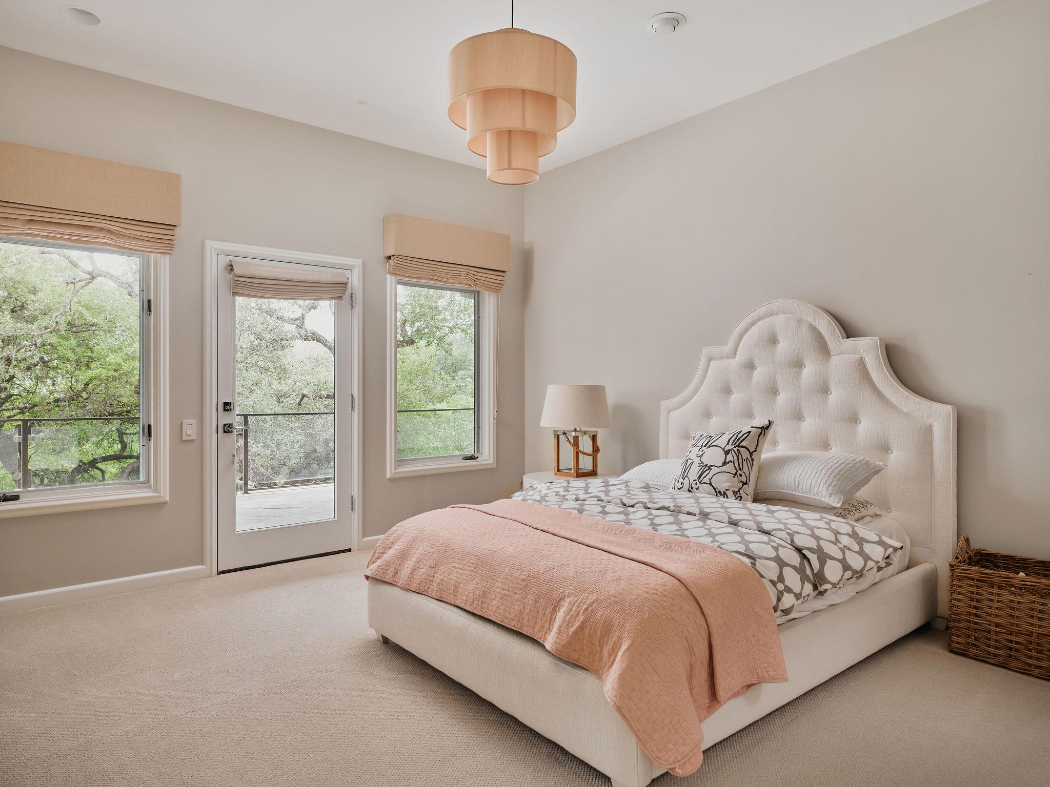 5301 Maryanna Dr, Austin, TX 78746