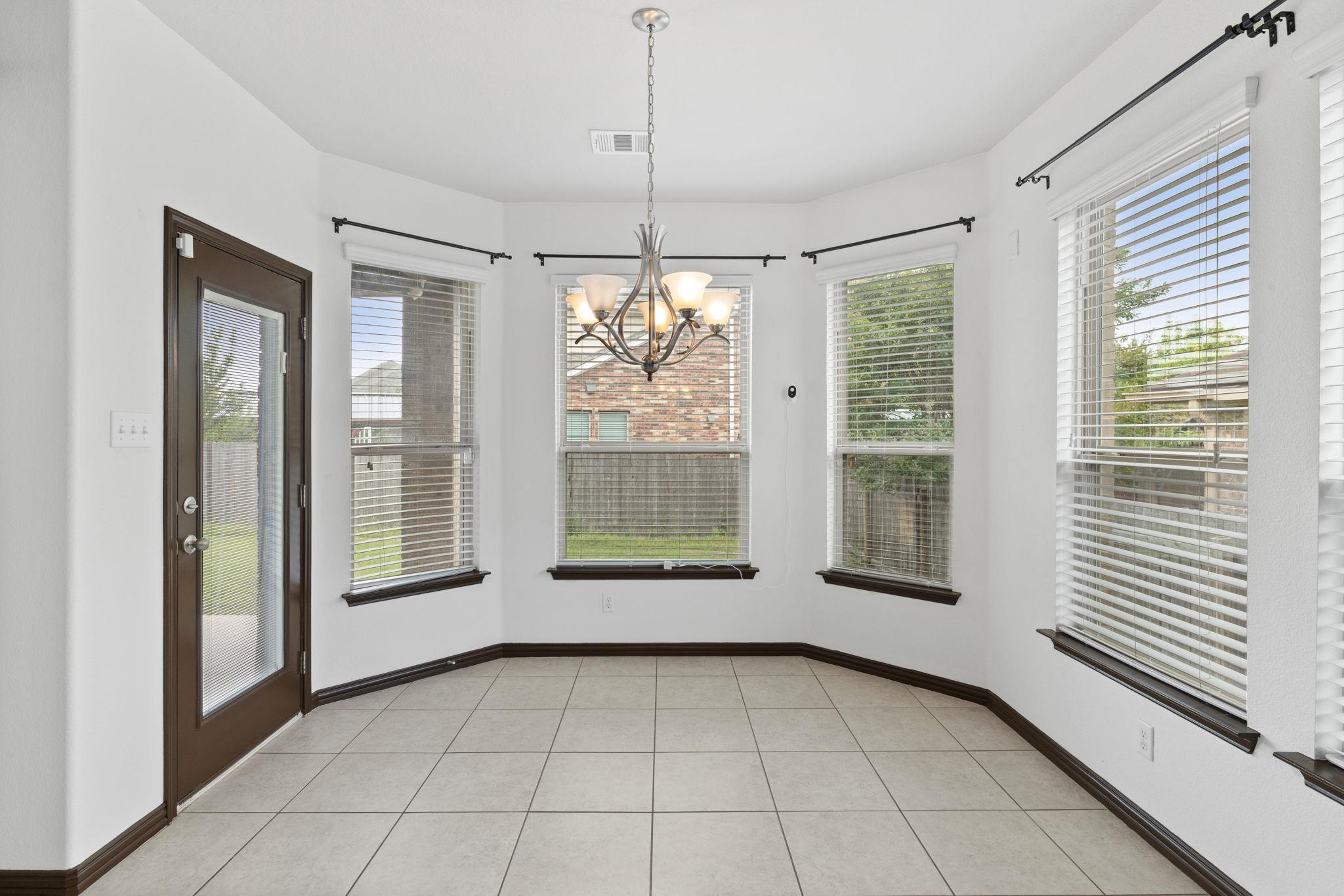 221 Mandana St, Leander, TX 78641