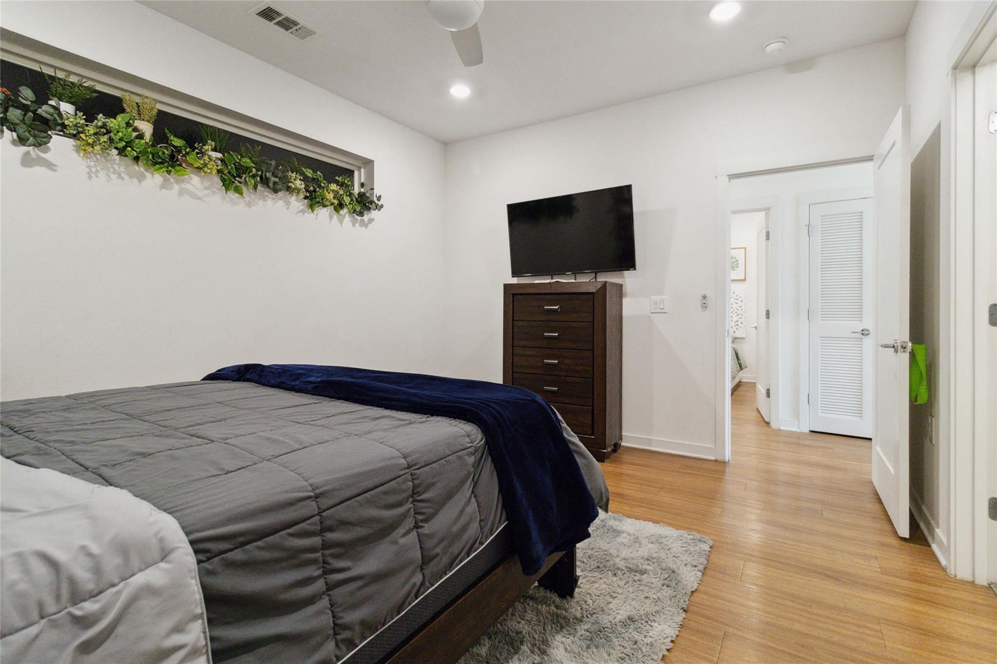 4361 S Congress Ave # 209, Austin, TX 78745