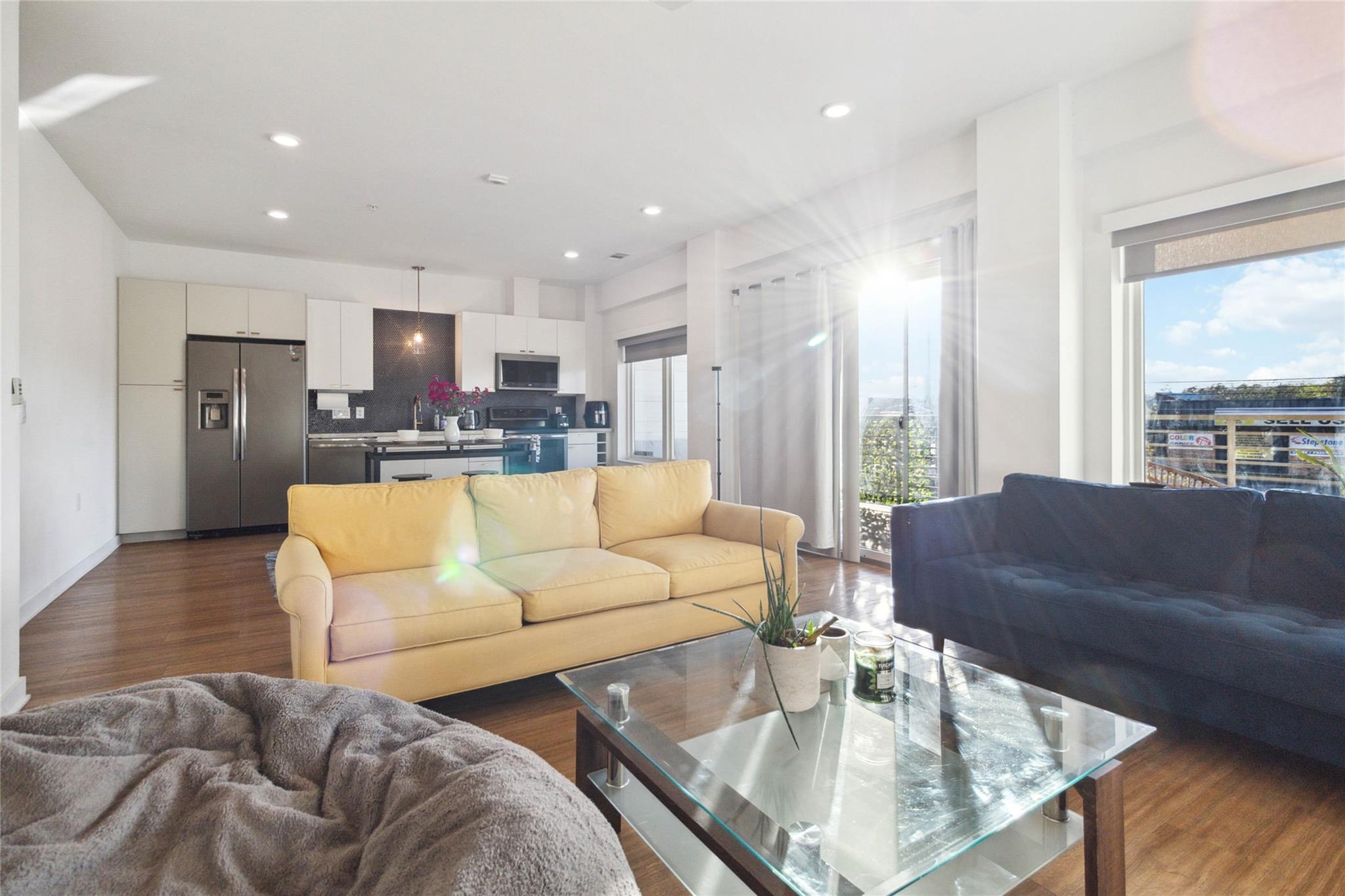 4361 S Congress Ave # 209, Austin, TX 78745