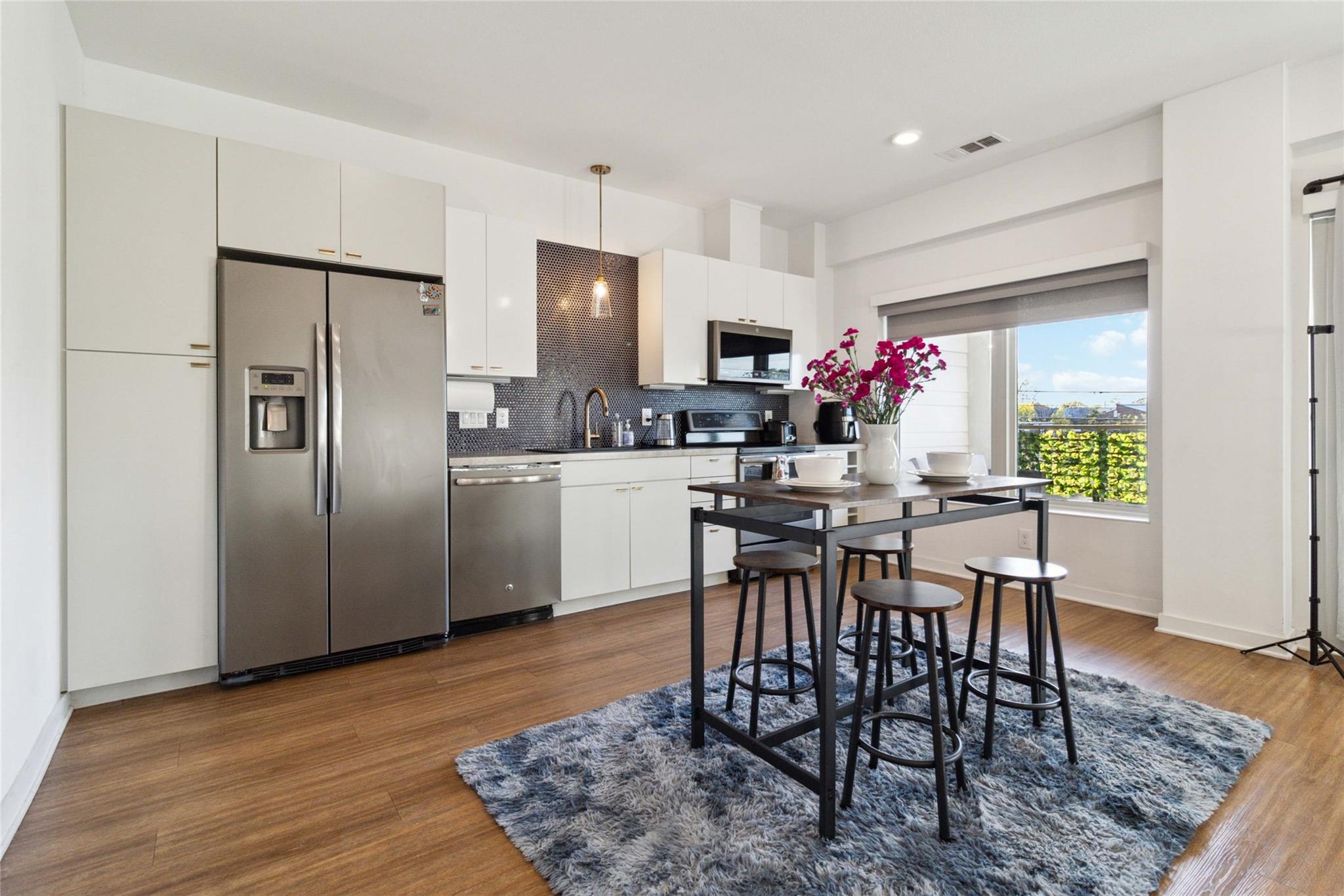 4361 S Congress Ave # 209, Austin, TX 78745