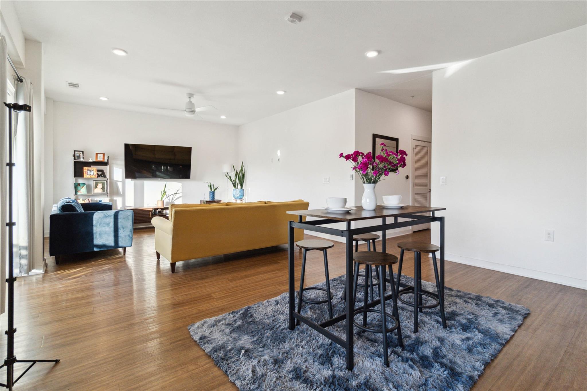 4361 S Congress Ave # 209, Austin, TX 78745