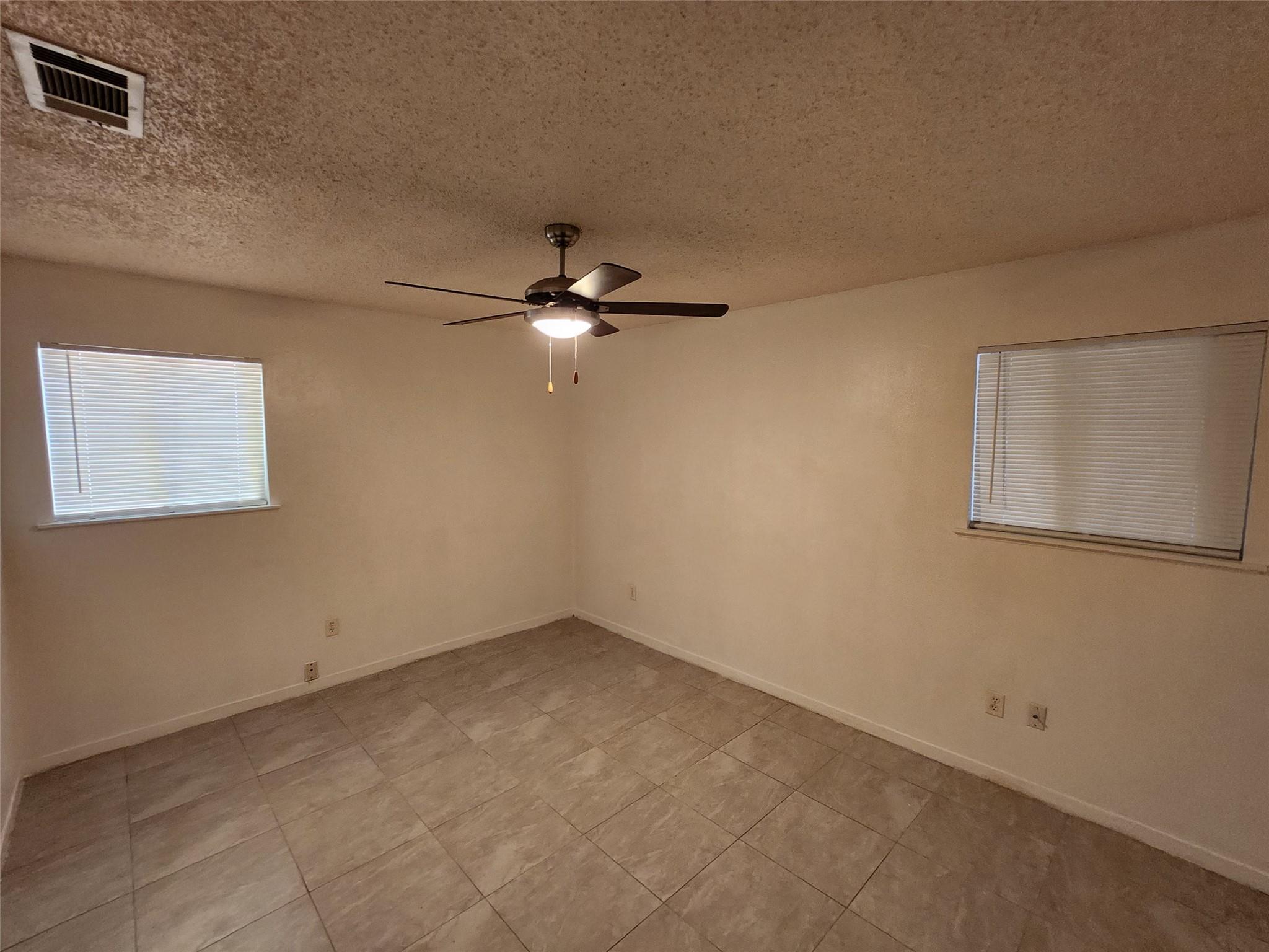 2404 Audubon Pl # B, Austin, TX 78741