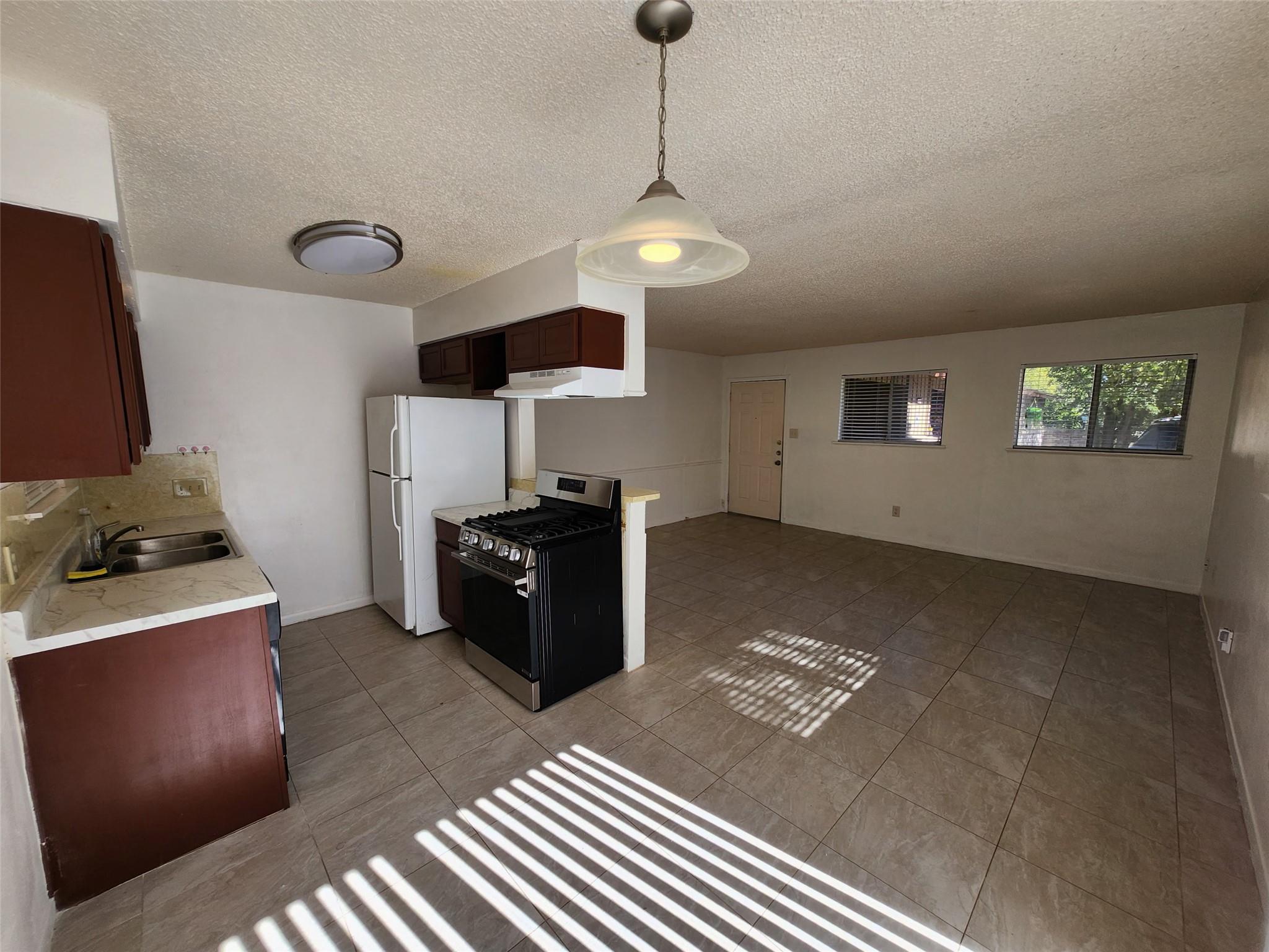 2404 Audubon Pl # B, Austin, TX 78741