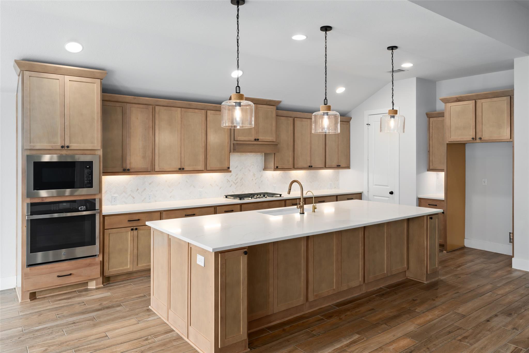 412 Pin Cherry Pass, San Marcos, TX 78666