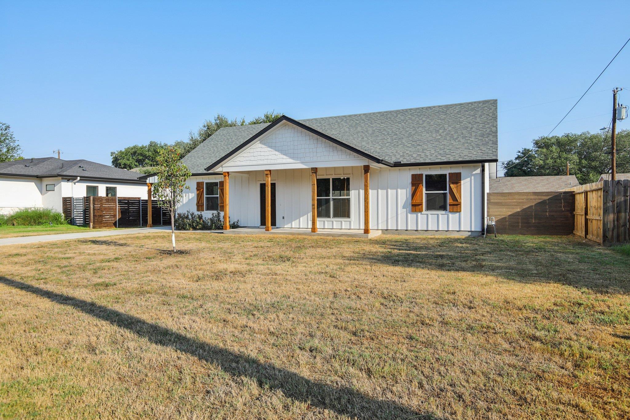 412 Persimmon St, Bastrop, TX 78602