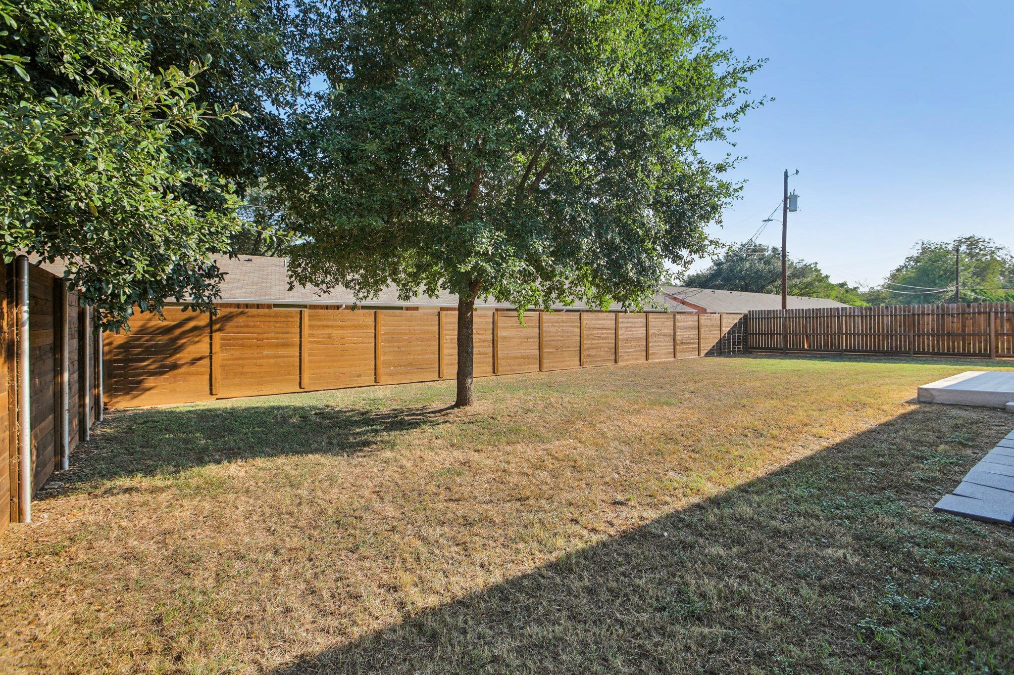 412 Persimmon St, Bastrop, TX 78602