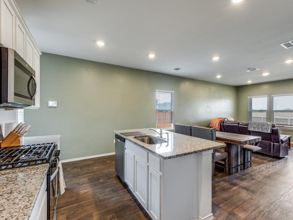 543 Sandringham Loop, Kyle, TX 78640