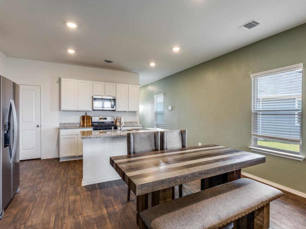 543 Sandringham Loop, Kyle, TX 78640