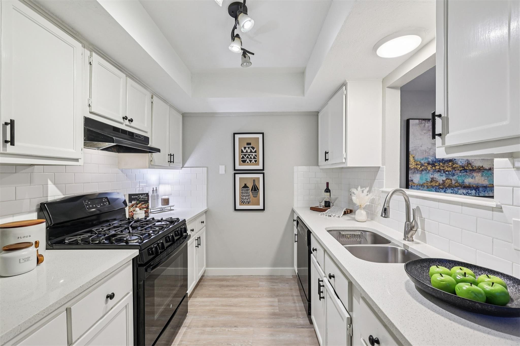 8340 Fathom Cir # 703, Austin, TX 78750