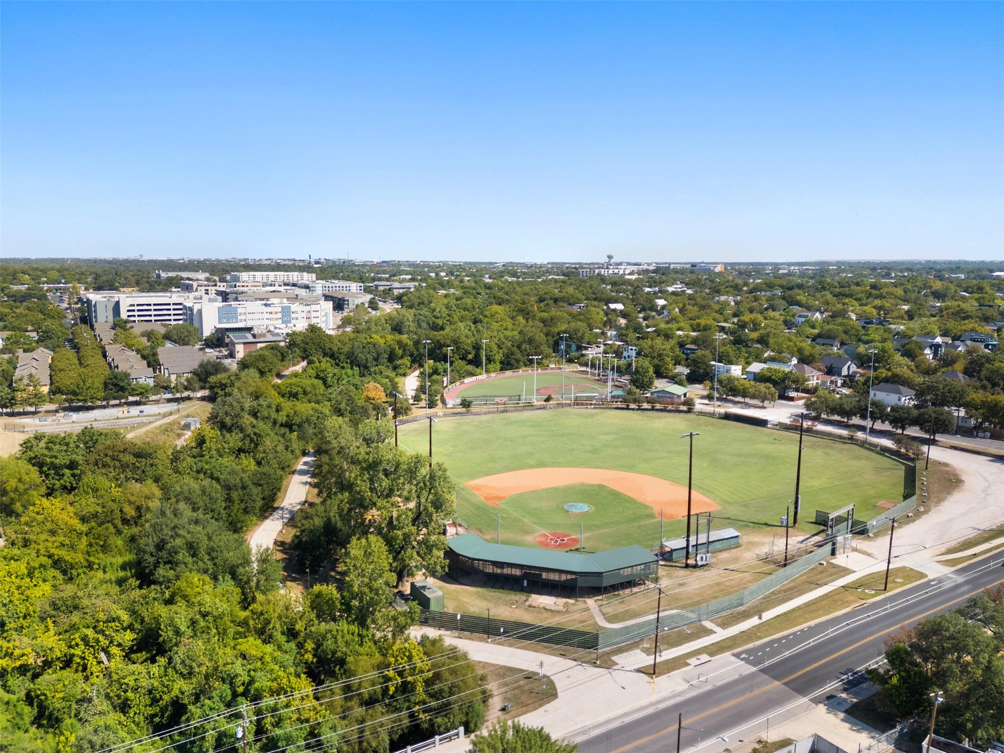 1176 Graham St, Austin, TX 78702