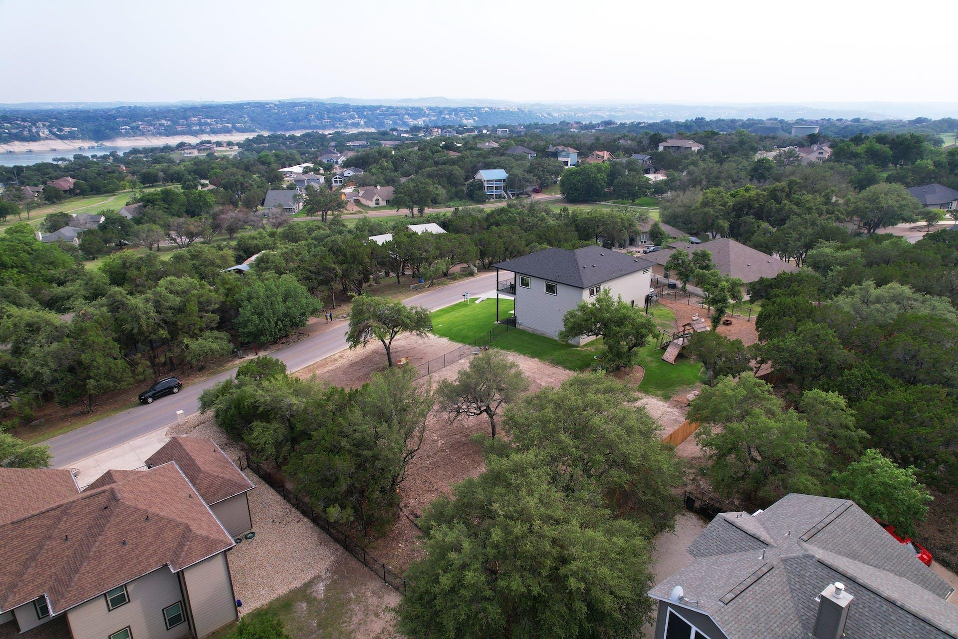 18502 Venture Dr, Point Venture, TX 78645