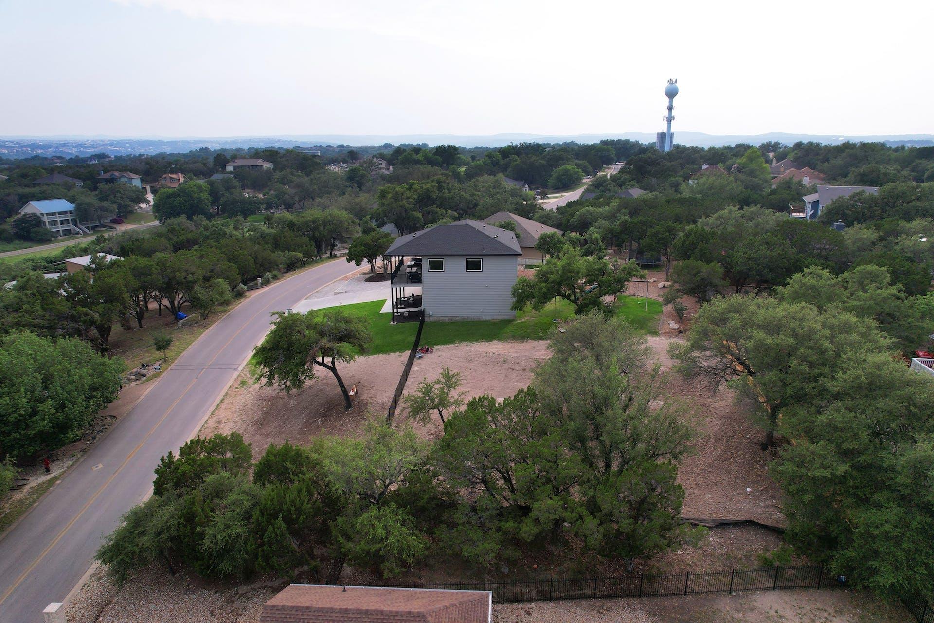 18502 Venture Dr, Point Venture, TX 78645