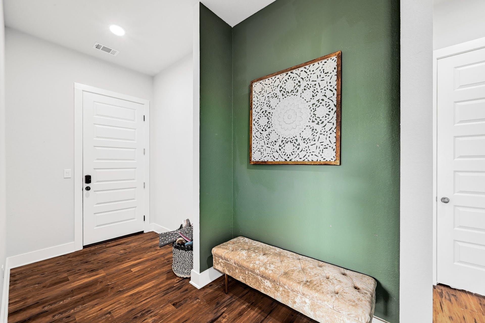 18502 Venture Dr, Point Venture, TX 78645