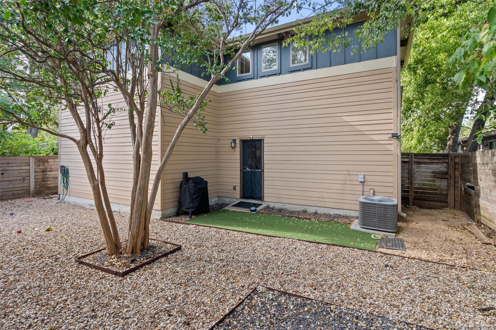 500 W 55th 1/2 St # A and B, Austin, TX 78751
