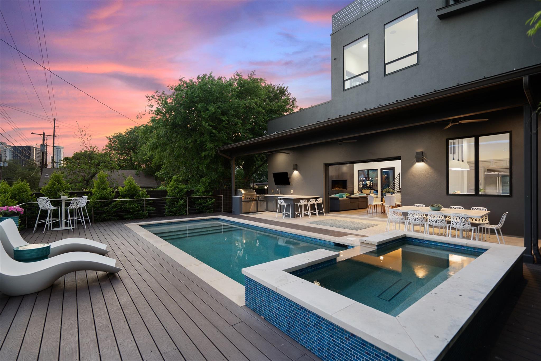 1207 E 13th St, Austin, TX 78702