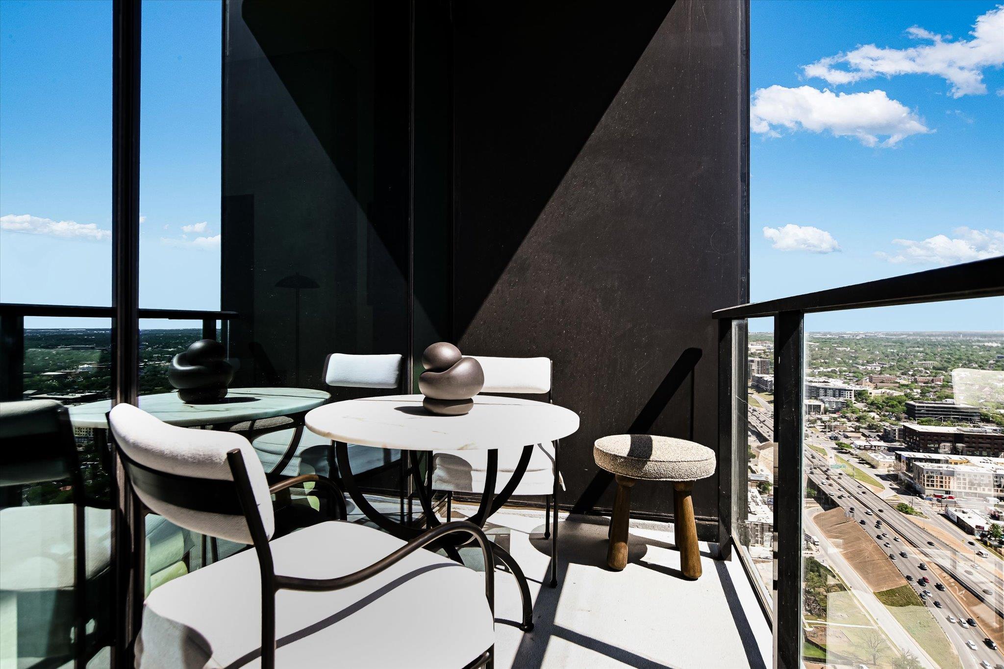 610 Davis St # 3307, Austin, TX 78701