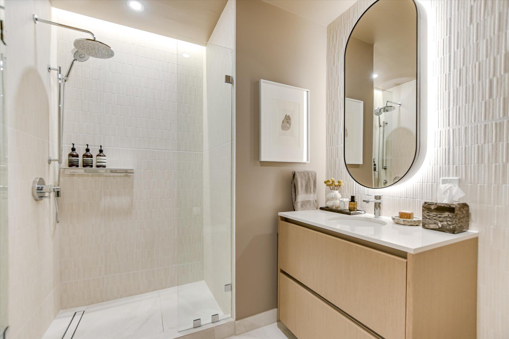 610 Davis St # 3307, Austin, TX 78701