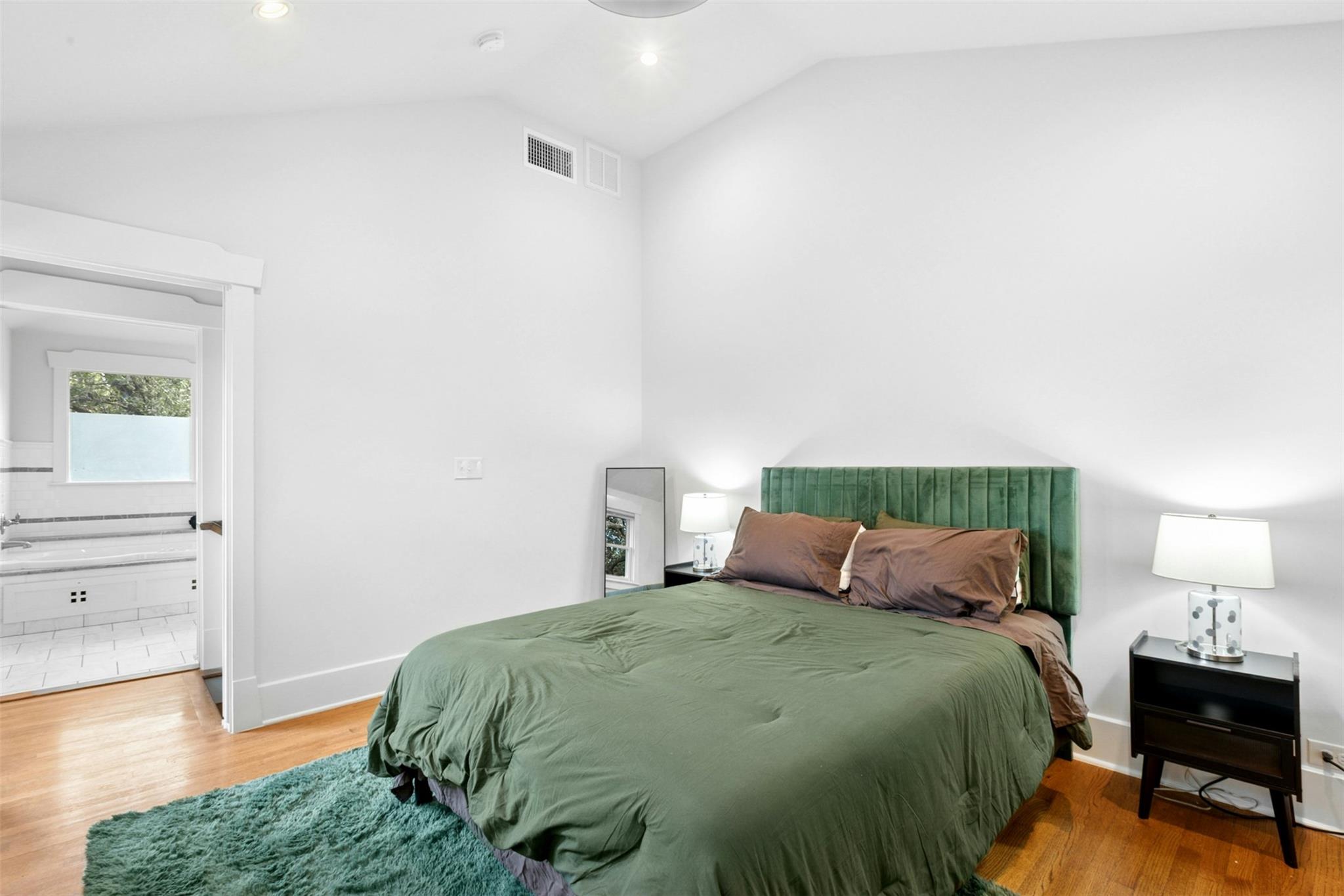 1206 W 22nd 1/2 St, Austin, TX 78705