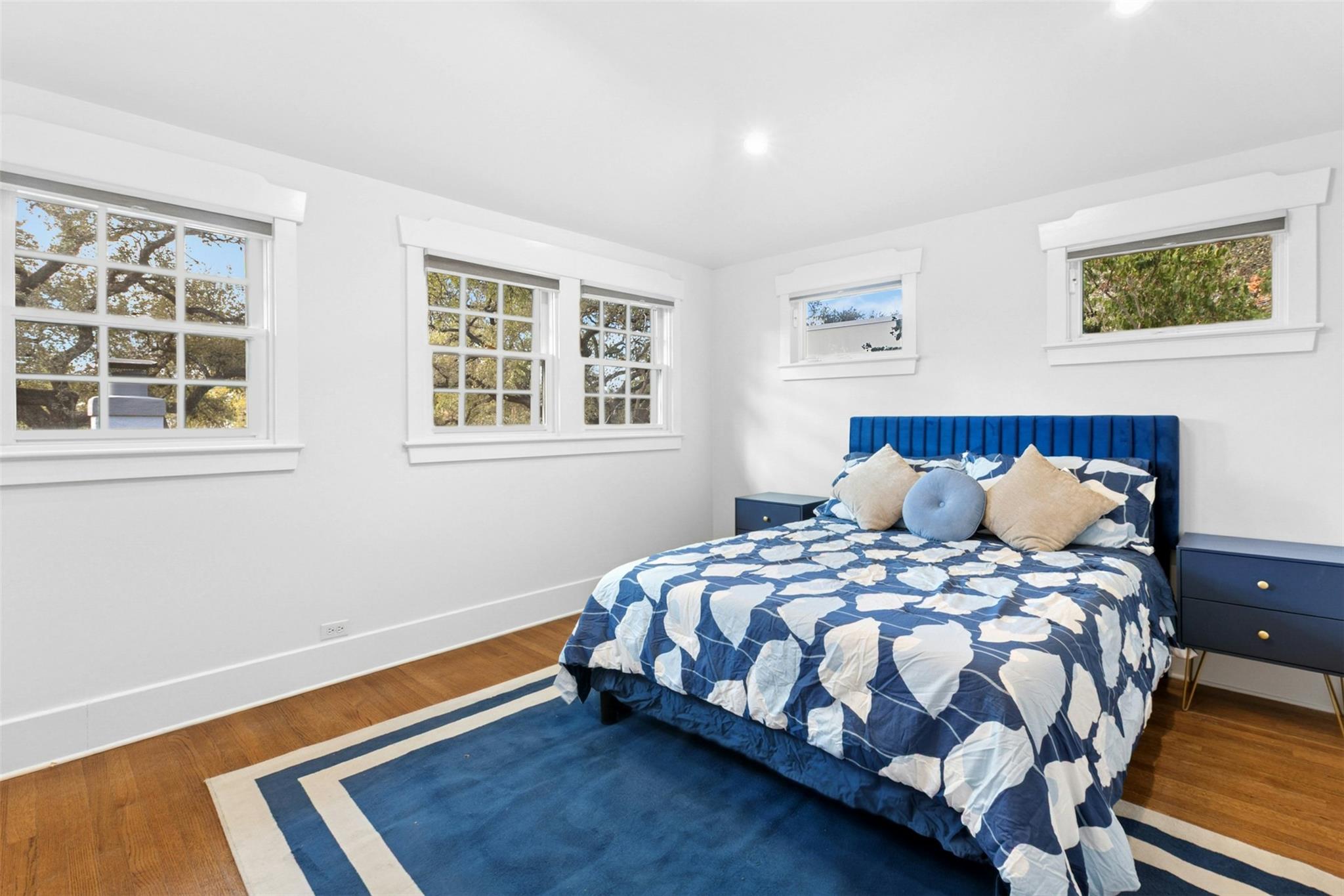 1206 W 22nd 1/2 St, Austin, TX 78705