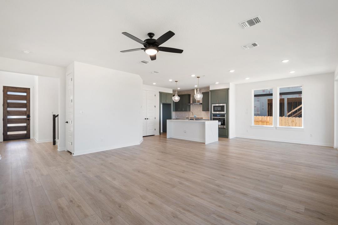 116 High Valley Drive, Liberty Hill, TX 78642