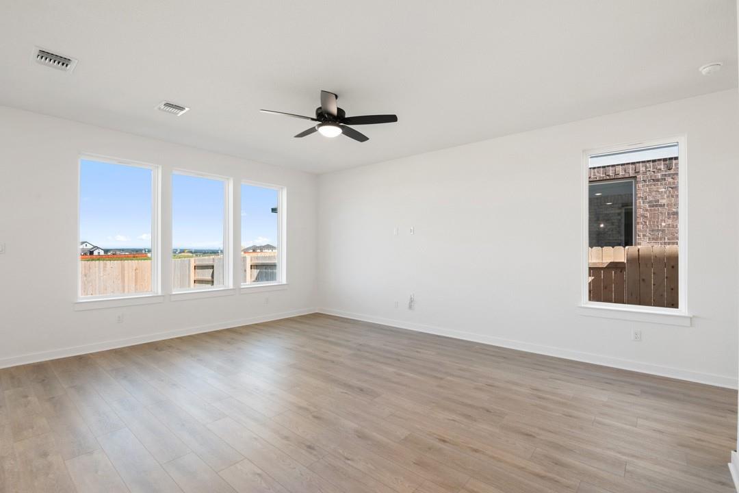 116 High Valley Drive, Liberty Hill, TX 78642