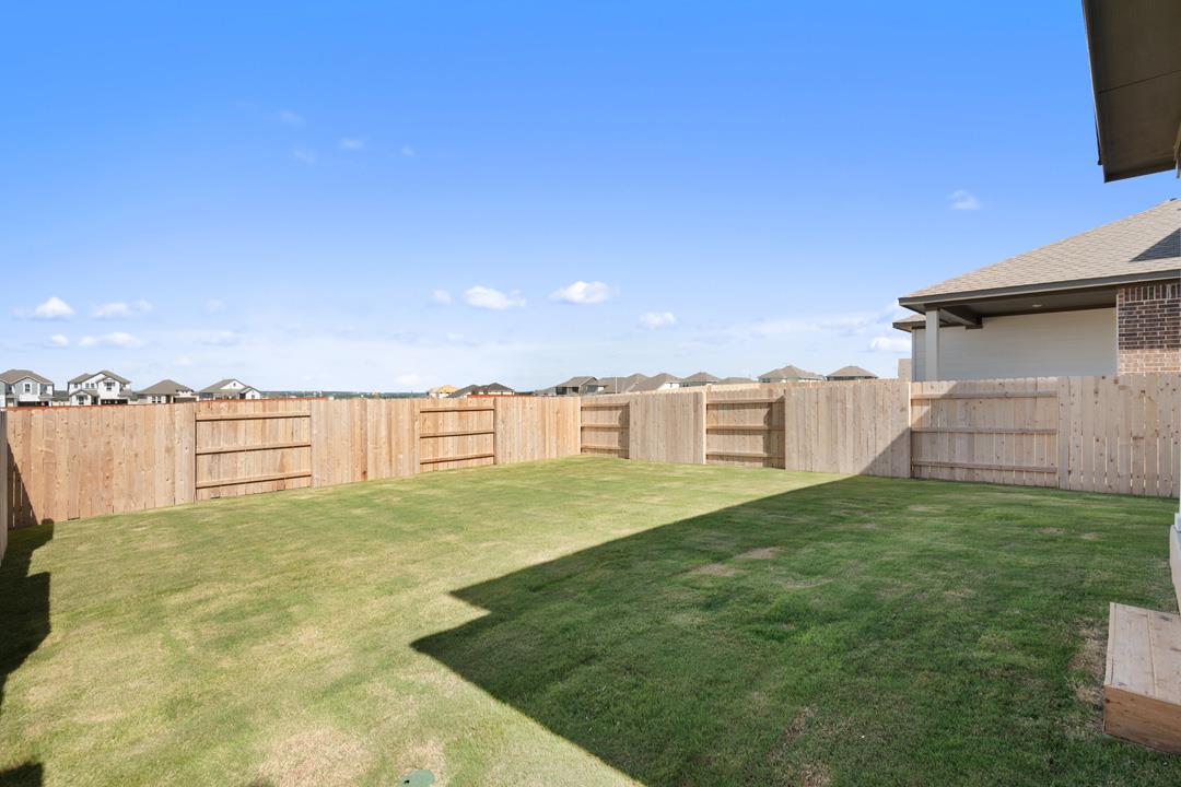 116 High Valley Drive, Liberty Hill, TX 78642