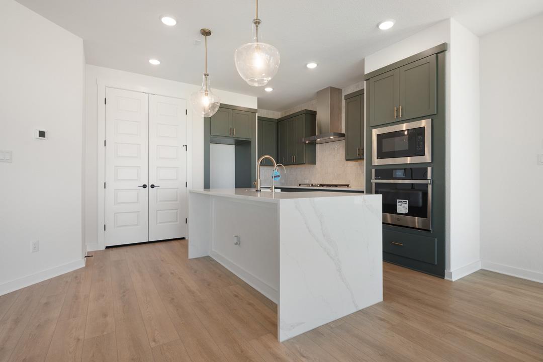 116 High Valley Drive, Liberty Hill, TX 78642