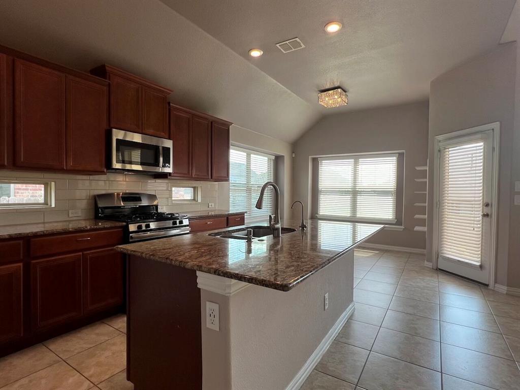 326 Adoquin Trl, Buda, TX 78610
