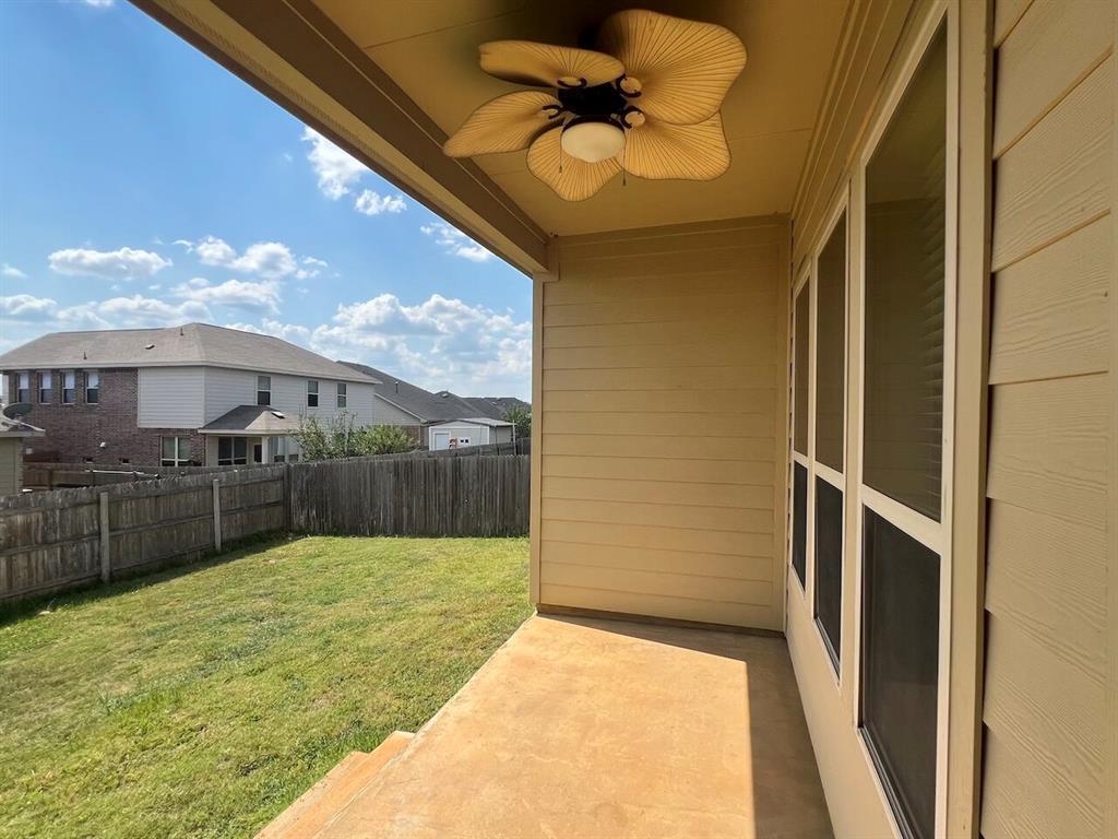 326 Adoquin Trl, Buda, TX 78610