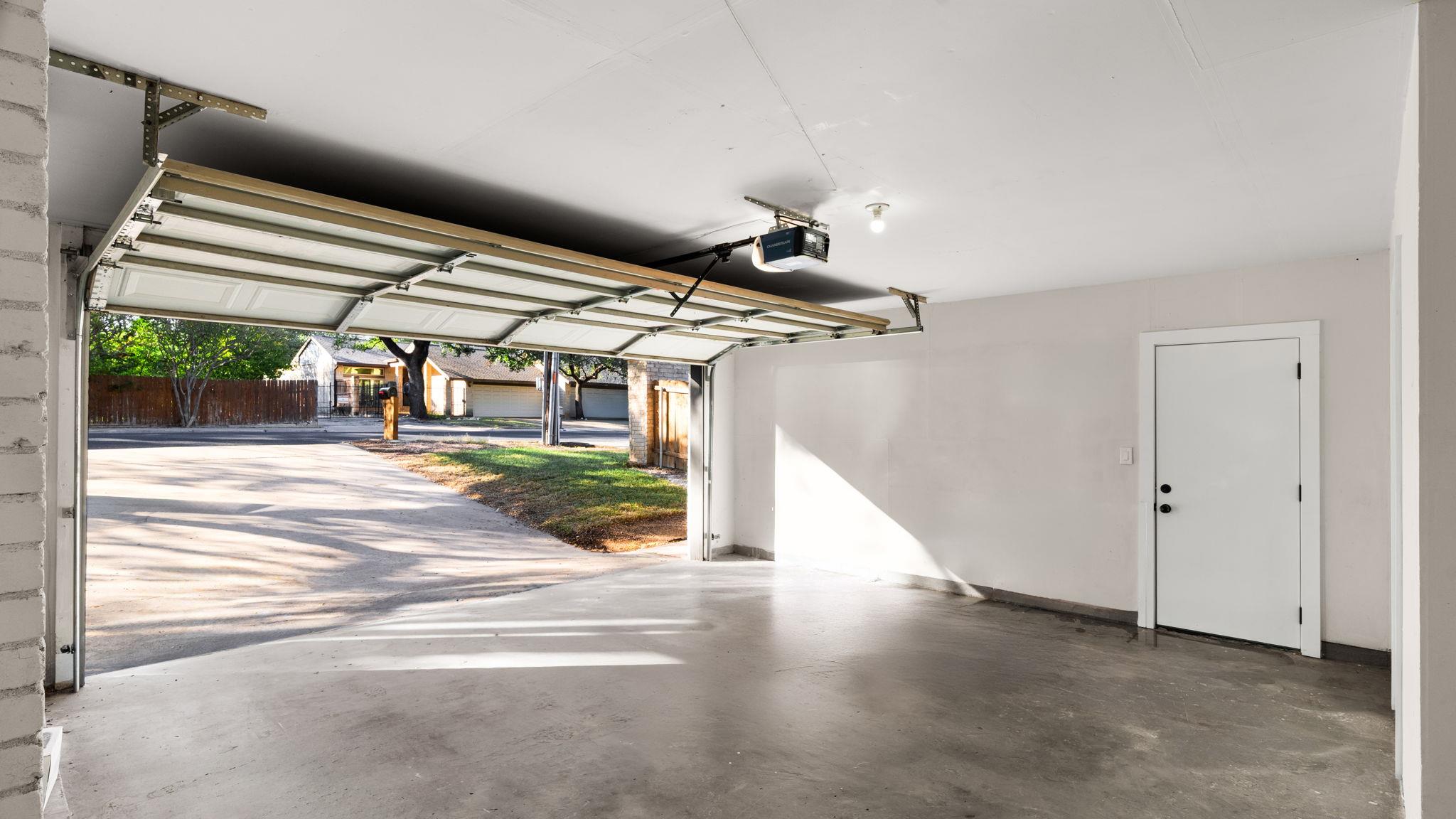 8121 Greenslope Dr, Austin, TX 78759