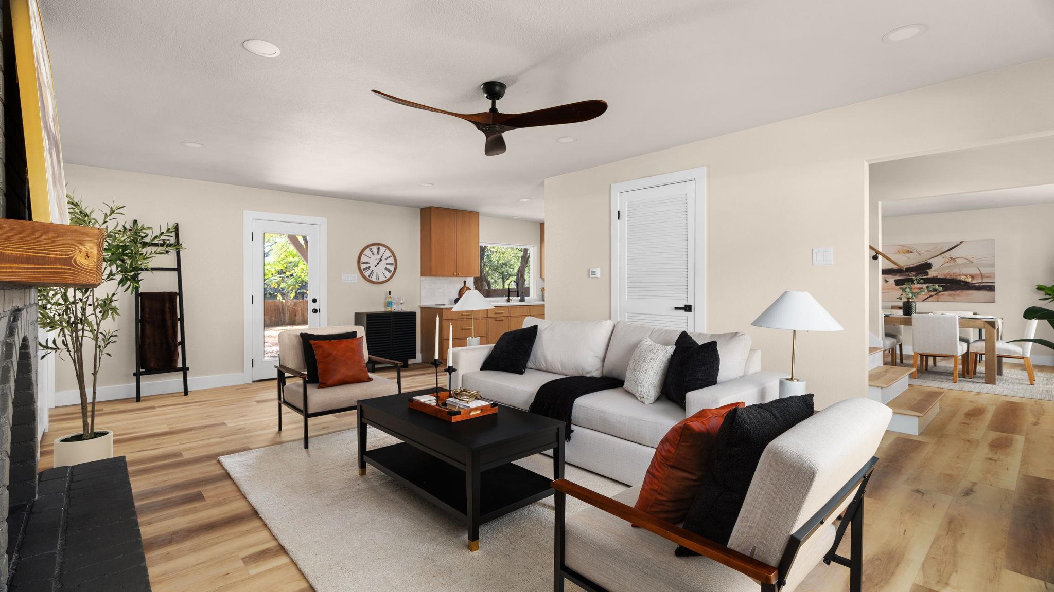 8121 Greenslope Dr, Austin, TX 78759