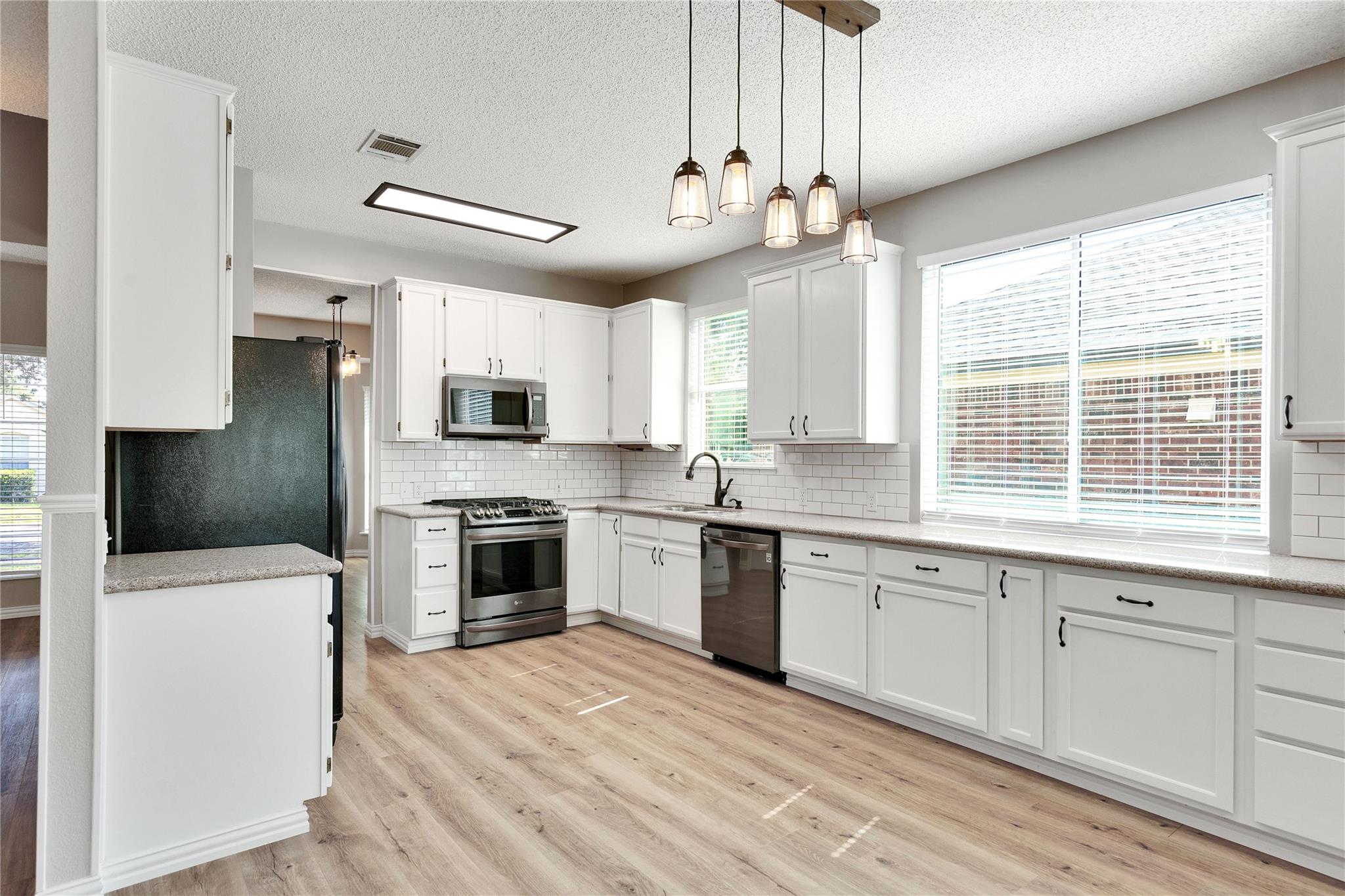 8507 Chat Ln, Round Rock, TX 78681