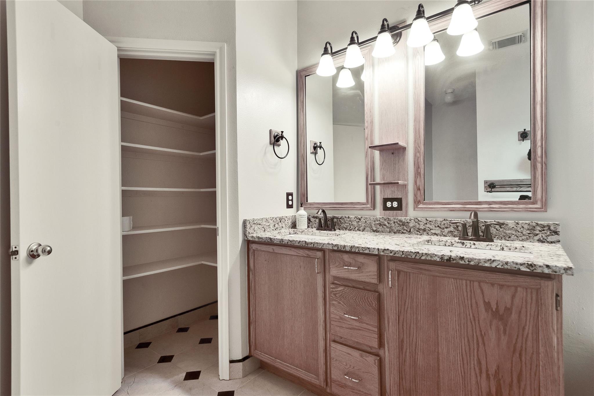 8507 Chat Ln, Round Rock, TX 78681