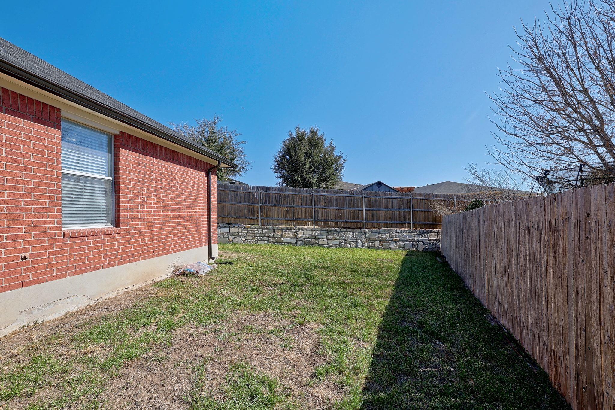 3613 Bach Dr, Pflugerville, TX 78660