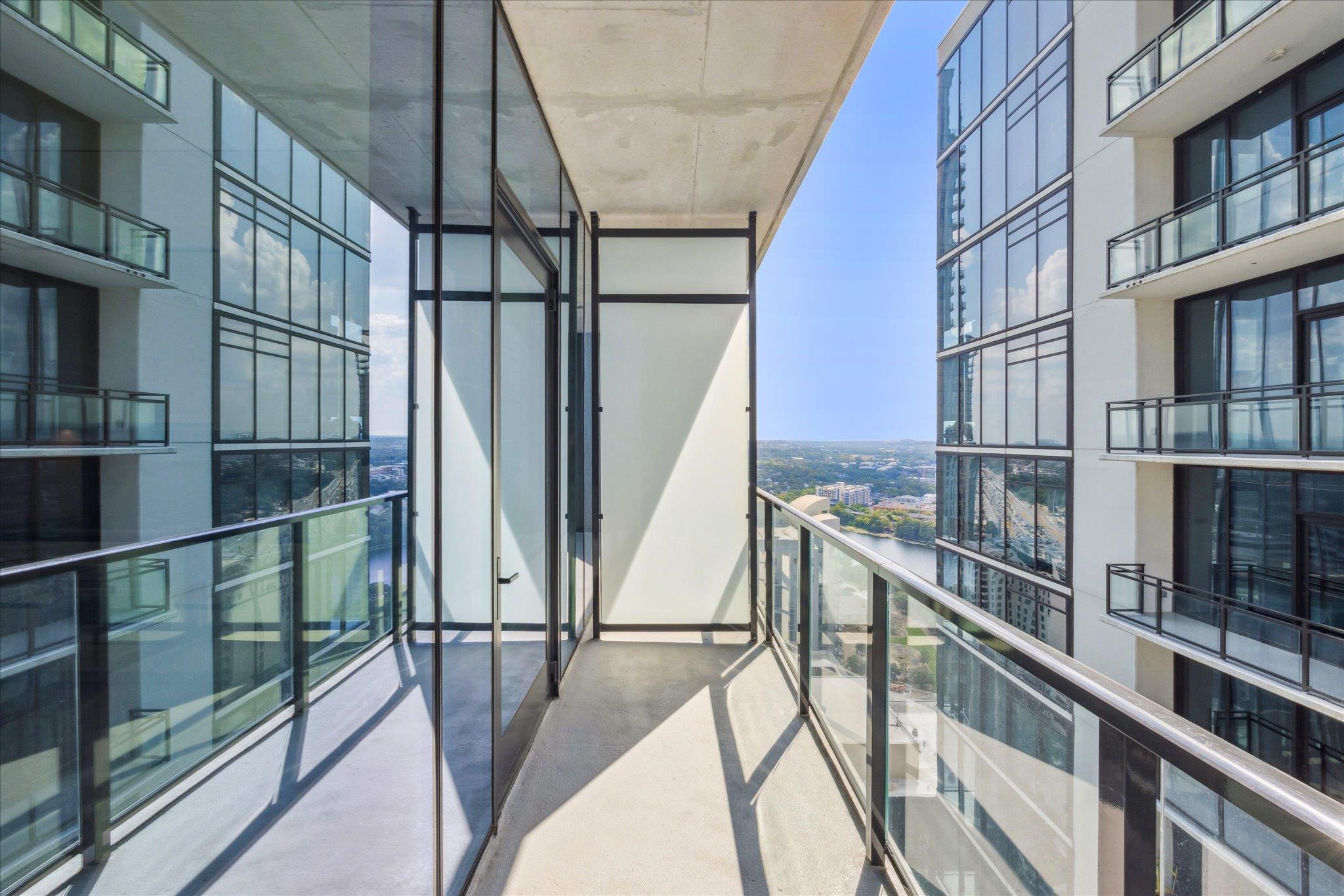 610 Davis St # 2707, Austin, TX 78701