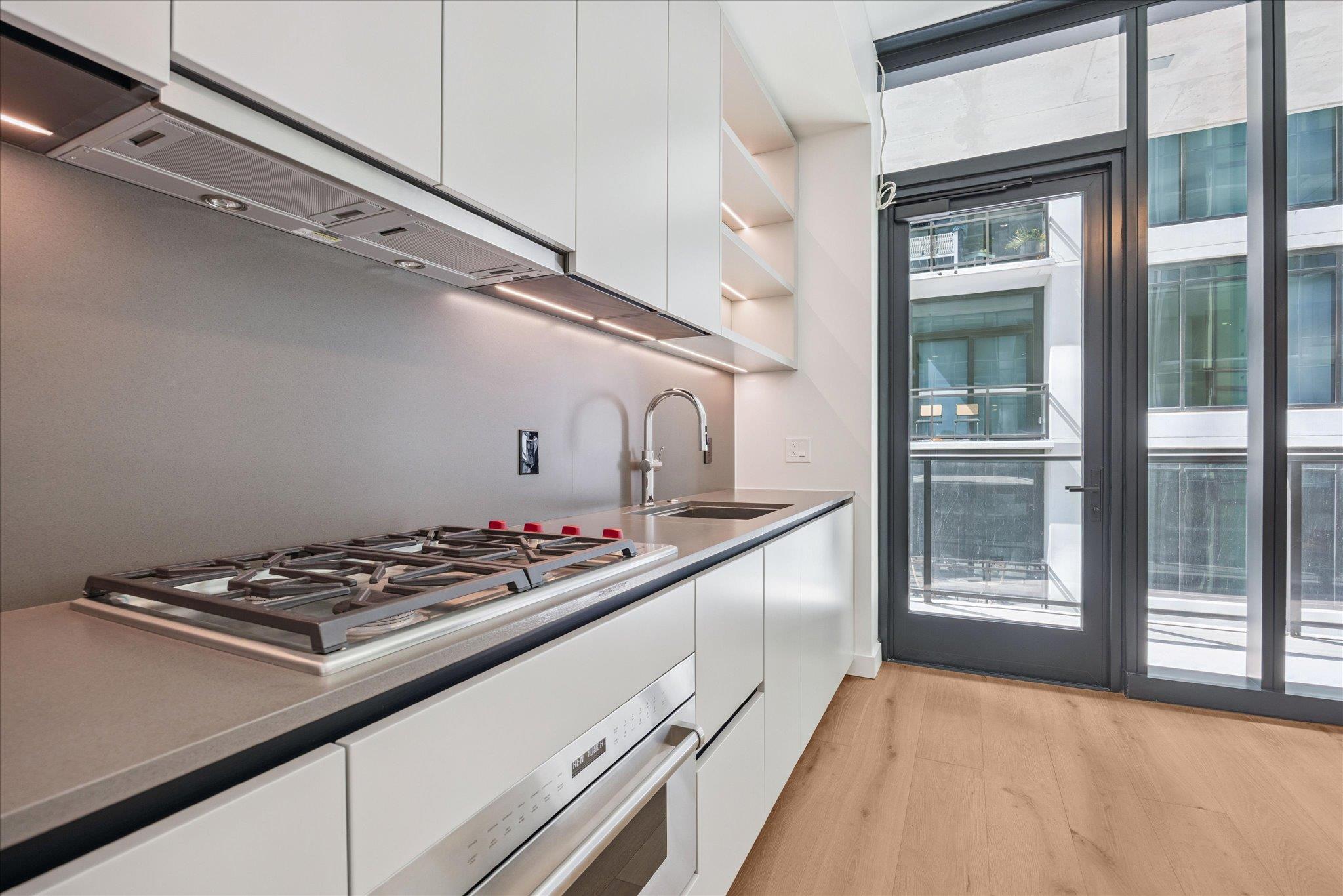 610 Davis St # 2707, Austin, TX 78701